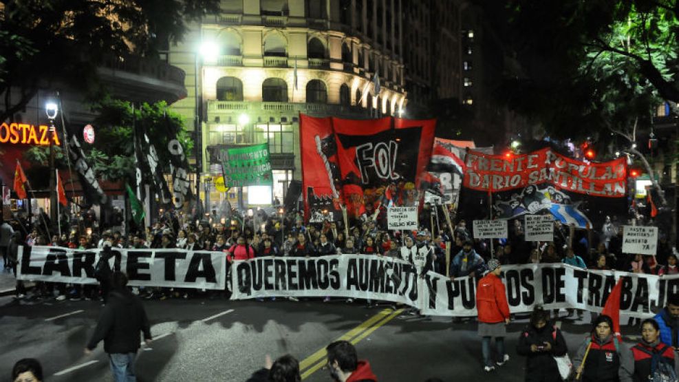 Cooperativistas realizaron un acampe en Plaza de Mayo.