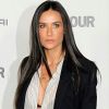 0610_demi_moore_canas_g2