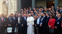 El papa recibió este viernes a una comitiva de magistrados.