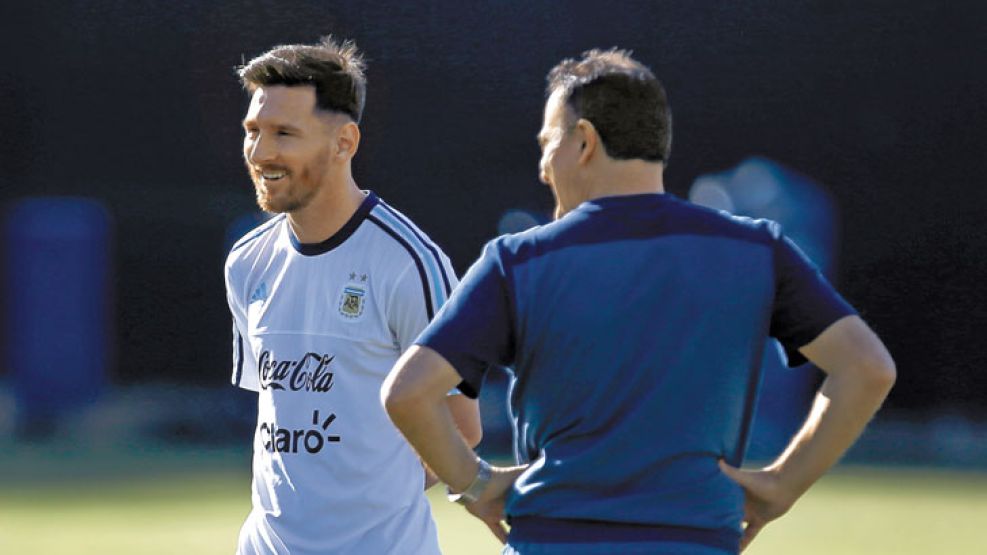 Objetivo. Messi buscará ser el máximo goleador de la Selección argentina: está segundo con 50 tantos, cuatro menos que Batistuta.