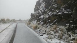 El camino a las Altas Cumbres permanecerá cortado hasta este domingo a la tarde cuando se espera que el clima mejore.