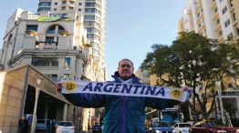 Nexos. Arriba, el barra de Quilmes Marcelo Mallo y foto carnet del socio de Forza: Magallanes. Falbo, comprometida. 
