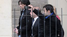 Martín, Leandro y Melina, tres de los cuatro hijos del empresario detenido Lázaro Báez, se presentaron esta mañana en los tribunales federales de Comodoro Py