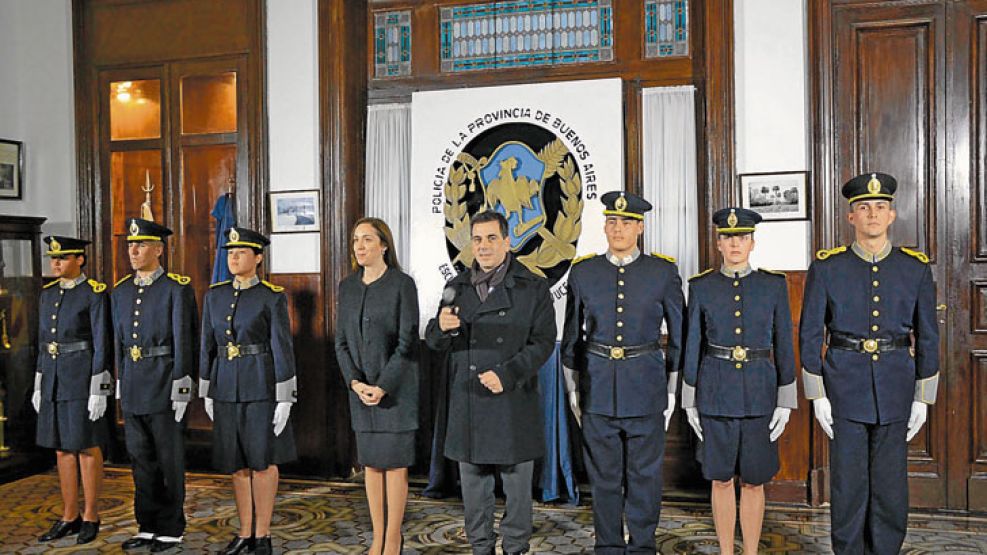 Firmes. La gobernadora y el ministro Cristian Ritondo buscan seguir limitando los manejos de la fuerza policial provincial.