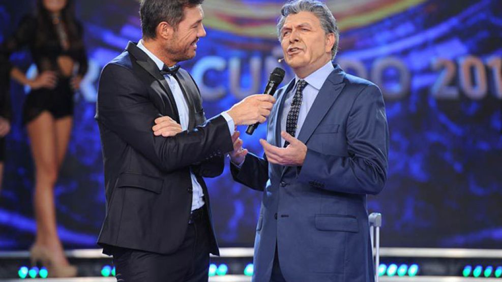 Marcelo Tinelli junto a la imitación de Mauricio Macri