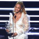 Beyonce-MTV VMA 2016 3