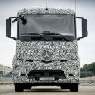 mercedes-benz-urban-etruck-frente