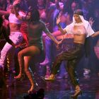 Rihanna-MTV VMAs 3