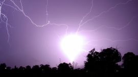 0808_rayoglobular_Weekend_990