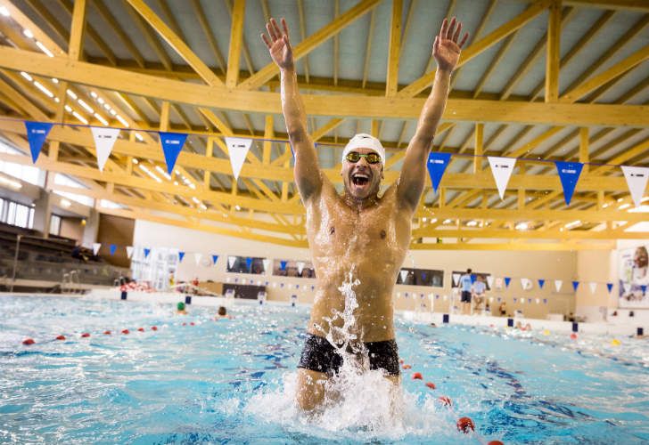 Superaciòn. Rami Anis escapó de Aleppo y competirá con Michel Phelps- Los diez deportistas fueron invitados por el COI.