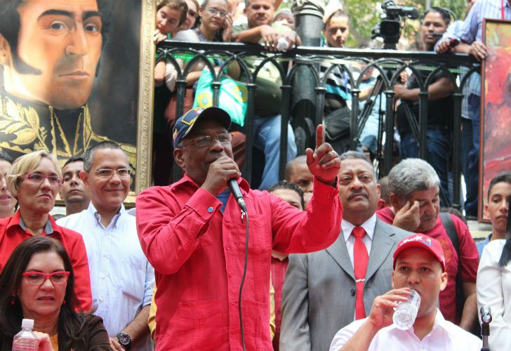 Arist+obulo Isturiz, el vice de Venezuela asumirá si el referéndum revocatorio se celebra en 2017 y pierde el oficialismo.