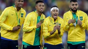 Brasil, oro en el fútbol en Río