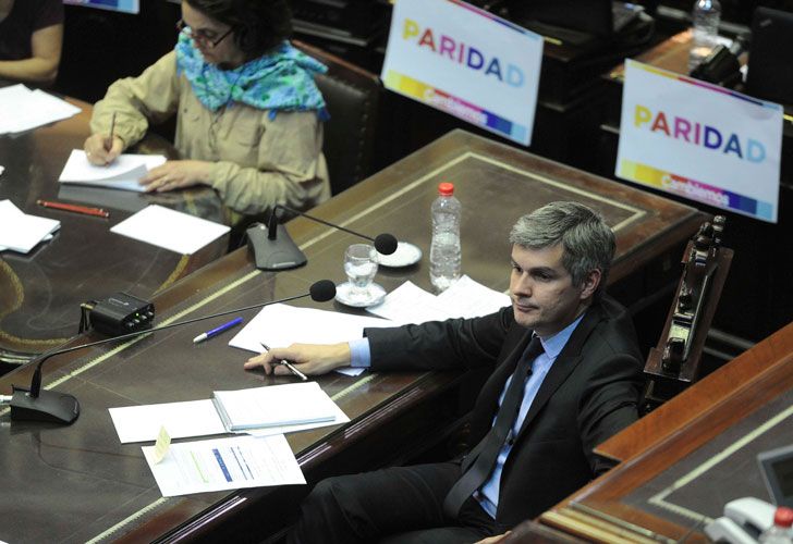 Marcos Peña expone en Diputados el segundo informe de gestión de gobierno.