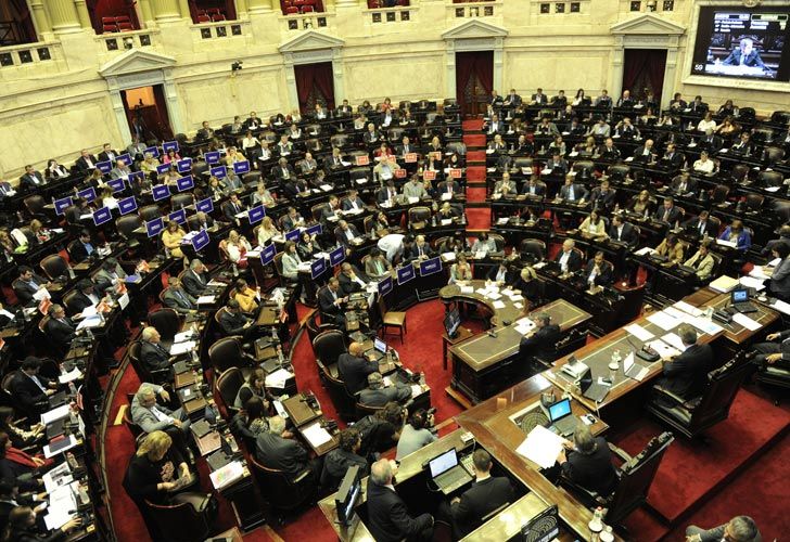 Marcos Peña expone en Diputados el segundo informe de gestión de gobierno.