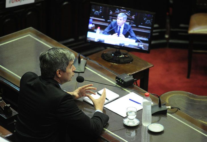 Marcos Peña expone en Diputados el segundo informe de gestión de gobierno.