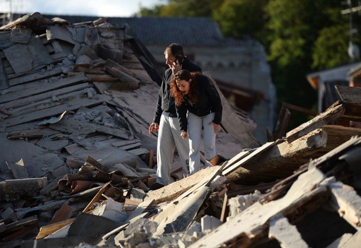 La mayoría de los habitantes de las localidades más afectadas deambula por las calles, sin casa.