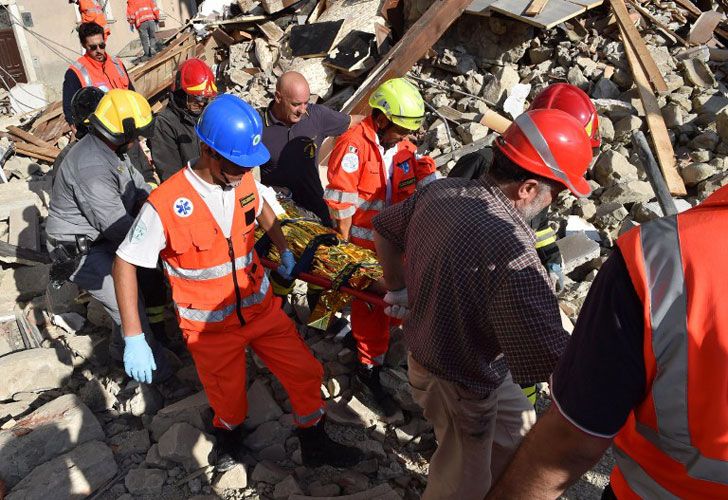 El epicentro fue localizado cerca de Norcia, una ciudad de la región de Umbría, a unos 150 km de Roma.