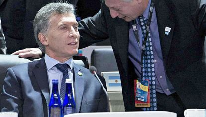 Aranguren. Con Macri, el ministro trabaja una propuesta.