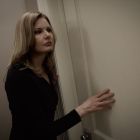 Geena Davis es Angela Rance