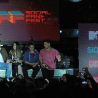 fan-fest072