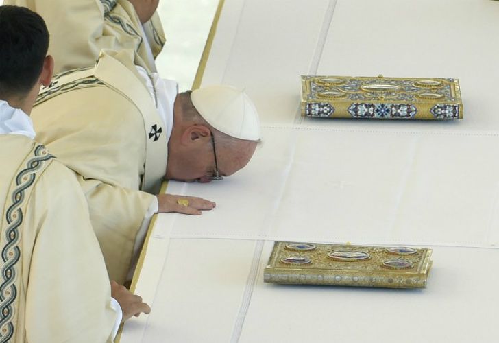 El papa Francisco canonizó a la Madre Teresa de Calcuta.