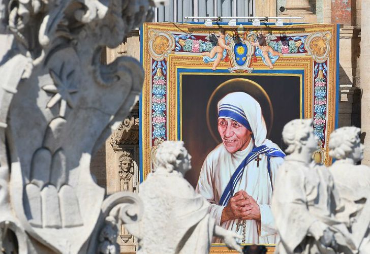 El papa Francisco canonizó a la Madre Teresa de Calcuta.