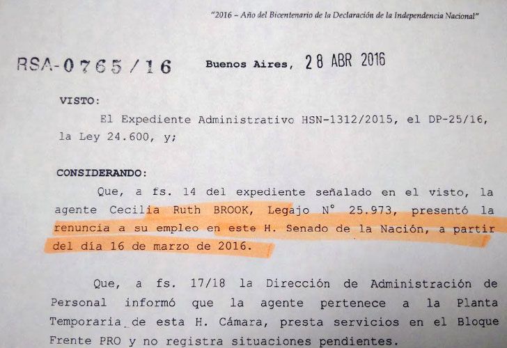 El legajo que comprueba que Cecilia Brook ya no trabaja en el Senado.