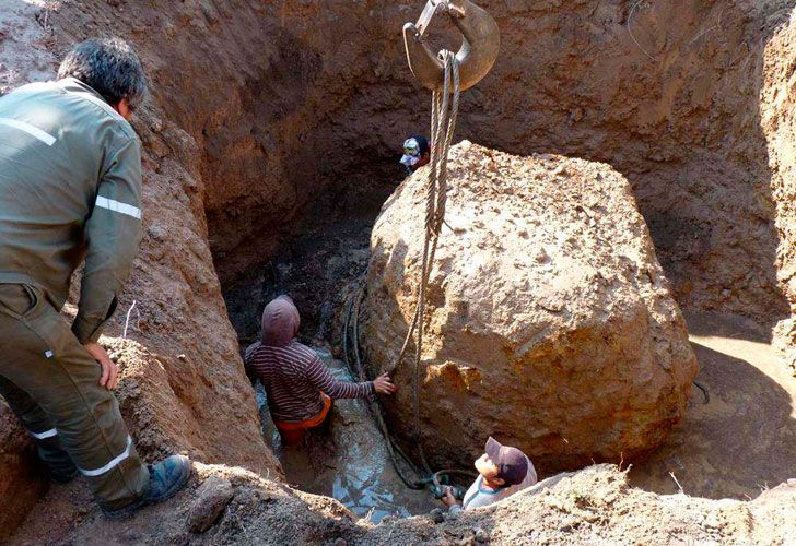 Hallan un meteorito de más de 30 toneladas que lo ubica como el segundo más grande del mundo.