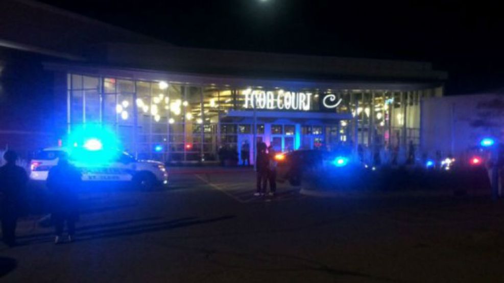 El incidente tuvo lugar en el Crossroads Center mall en la localidad de St. Cloud, Minnesota.