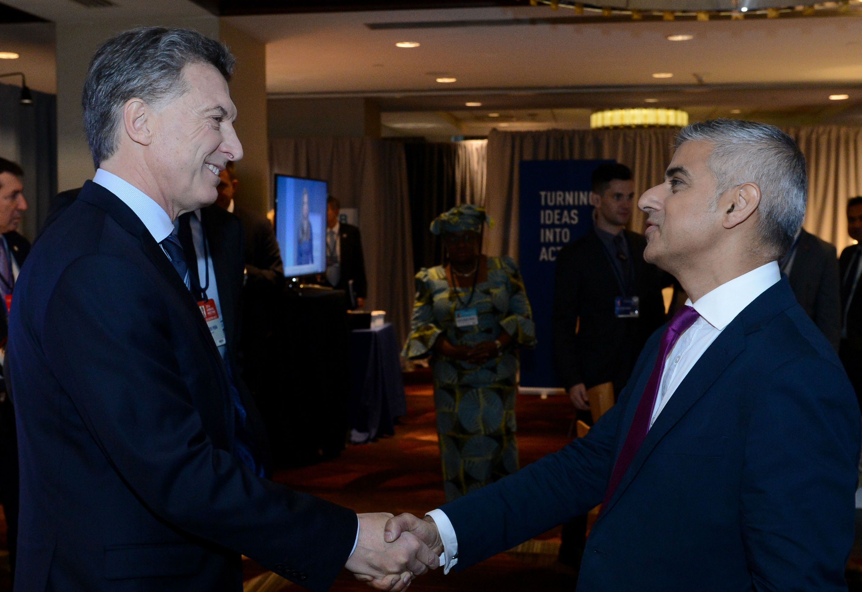 Macri con el alcalde de Londres, Sadiq Khan.