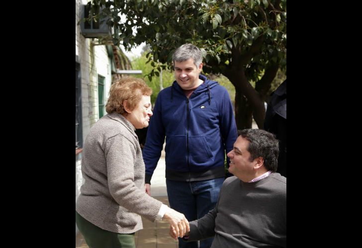 Peña y Triaca, en Hurlingham, durante el quinto timbreo de Cambiemos.