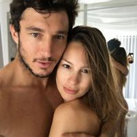 selfie-jpg_221978838