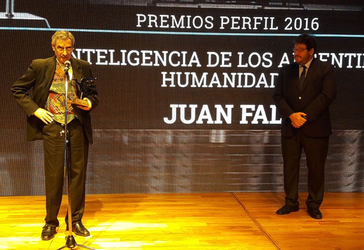 El guitarrista Juan Falú ganó el premio PERFIL a la Inteligencia de los argentinos en el rubro Humanidades. 