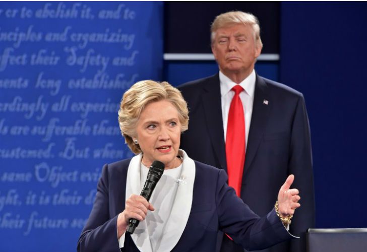 Hillary Clinton y Donald Trump se enfrentan en el segundo debate. 