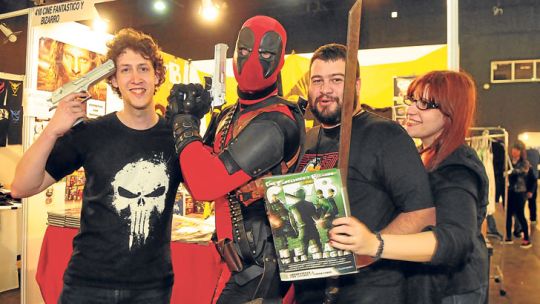 Fans. Con Deadpool, el superhéroe con nueva película este año (arr).