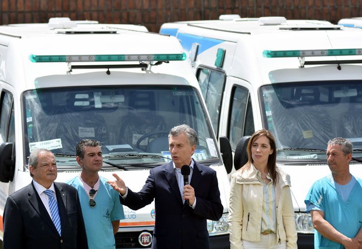 Mauricio Macri entregó ambulancias a la Pronvincia.