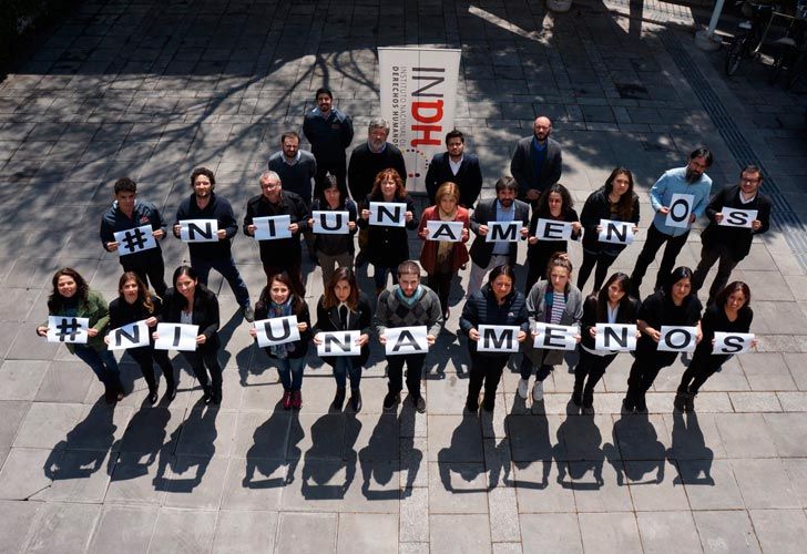 Marcha de #NiUnaMenos en Chile.