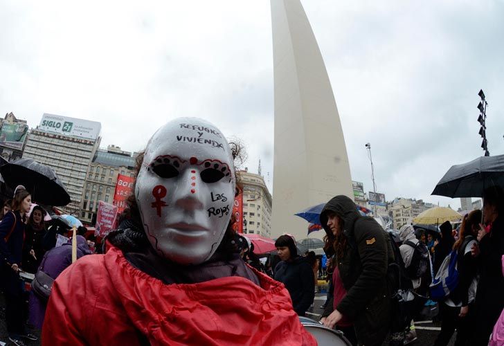 Marcha de #NiUnaMenos en el centro porteño