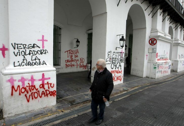 Vandalizaron el Cabildo. 