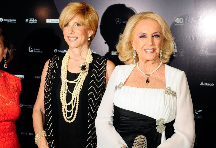 Mirtha Legrand, junto a la presidente de COAS, Any Mestre.