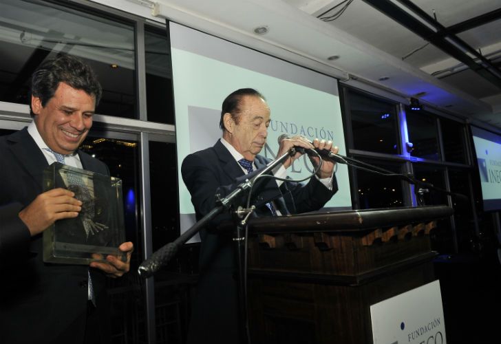 Alberto Fontevecchia, fundador de la Editorial Perfil, recibió esta noche el premio “Cerebro saludable” 2016 que entrega la Fundación INECO.