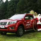 papa-noel-ahora-viaja-en-una-nissan-np300-frontier