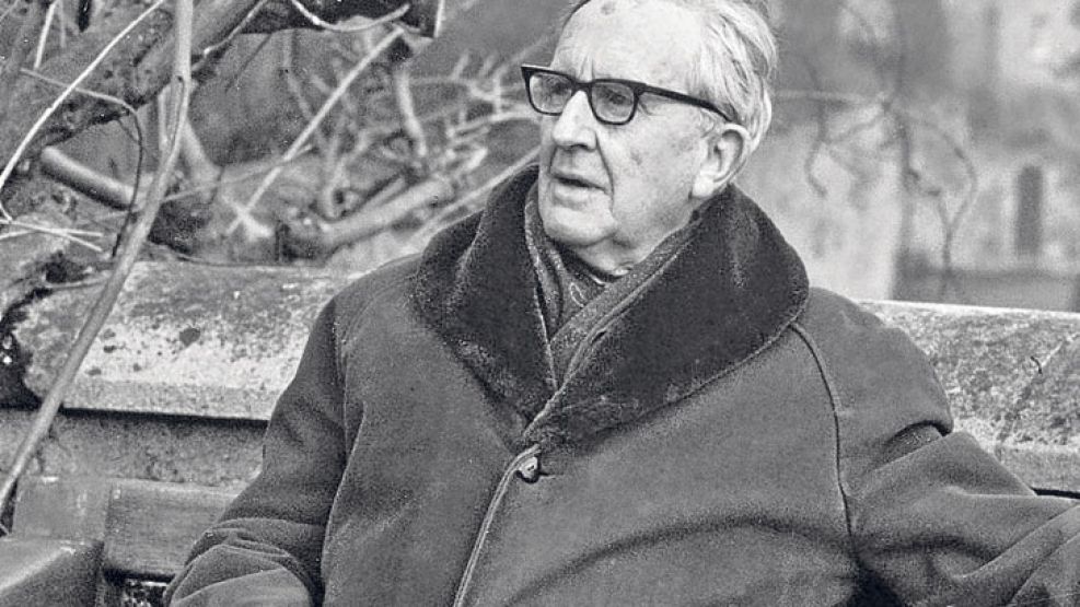 jrr-tolkien-reading