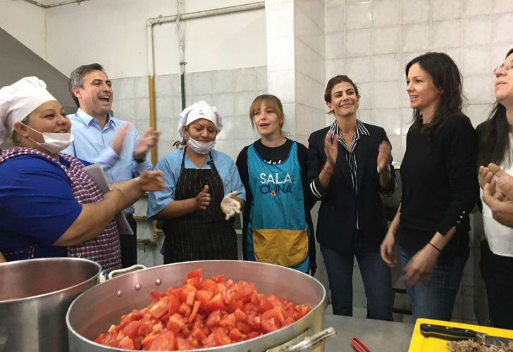 Awada visitó la ciudad de Córdoba donde recorrió las  instalaciones del comedor comunitario Sal y Luz,