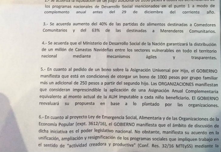 El acuerdo incluye un refuerzo de 30 mil millones de pesos destinado a las políticas sociales. 