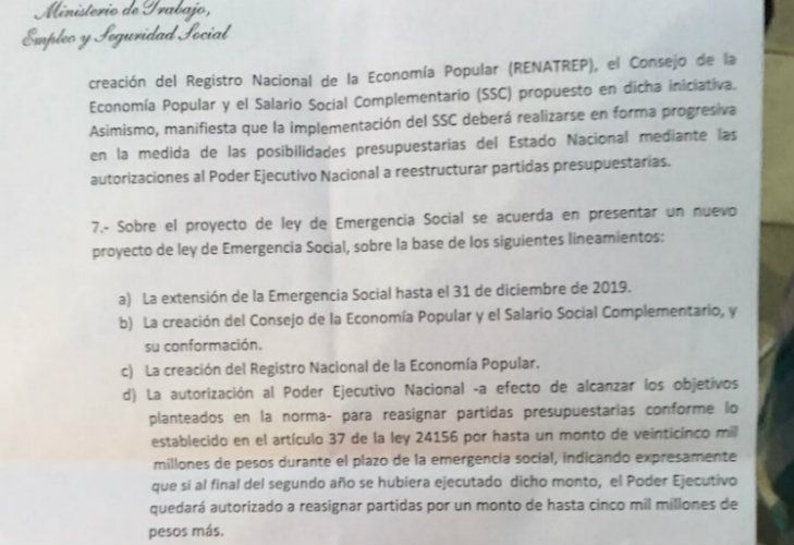 El acuerdo incluye un refuerzo de 30 mil millones de pesos destinado a las políticas sociales. 