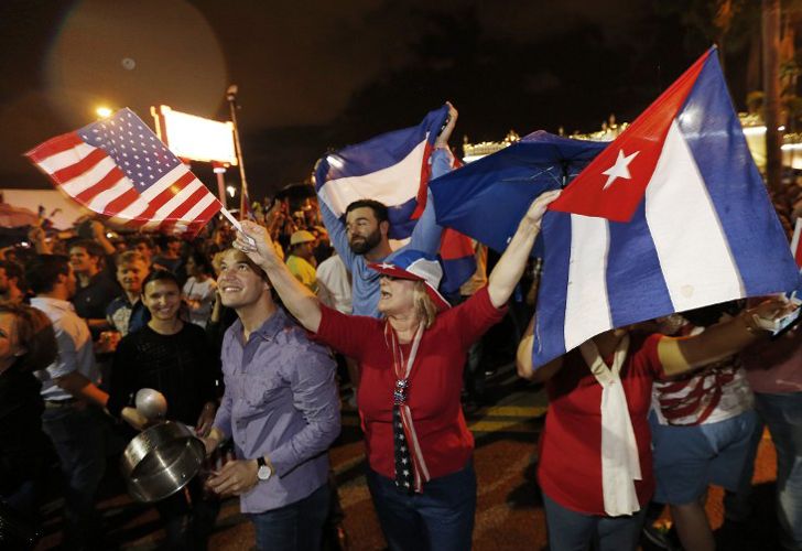 La euforia de los cubanos residentes en Estados Unidos se apoderó de las calles de Miami.