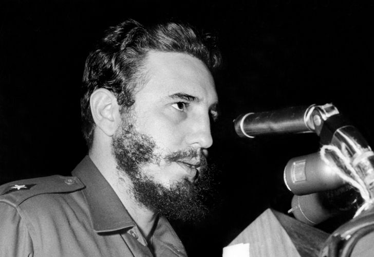 Cuba rendirá nueve días de homenaje a su líder histórico Fidel Castro con multitudinarios actos en La Habana y Santiago de Cuba.