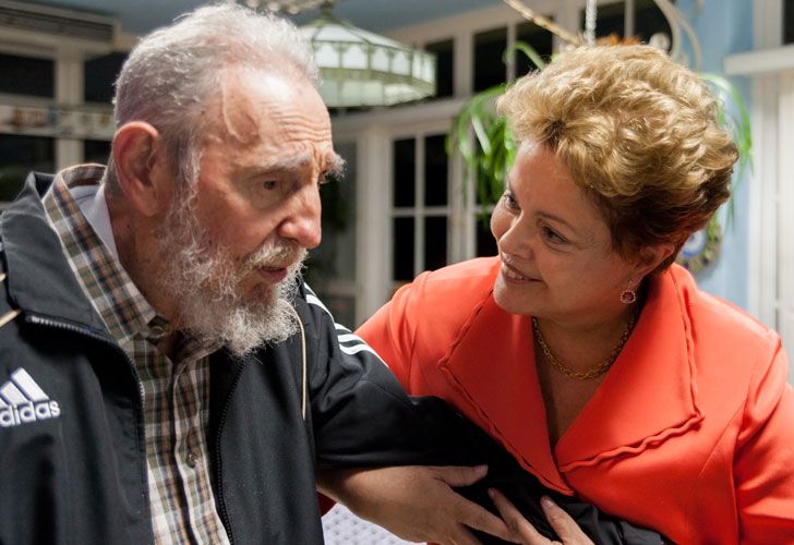 Fidel Castro y la ex presidenta de Brasil Dilma Rousseff. 