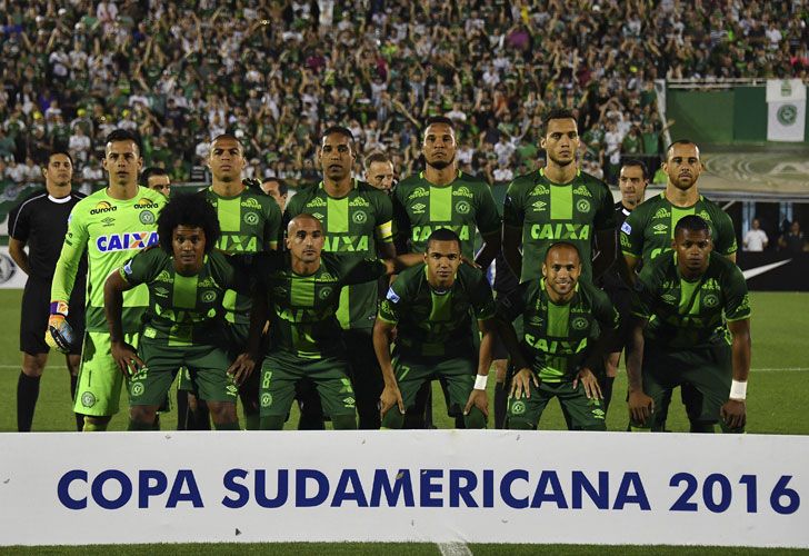 El equipo brasileño Chapecoense el pasado 23 de noviembre cuando disputó la seminfinal contra San Lorenzo en el estadio Arena Conda de Chapeco.